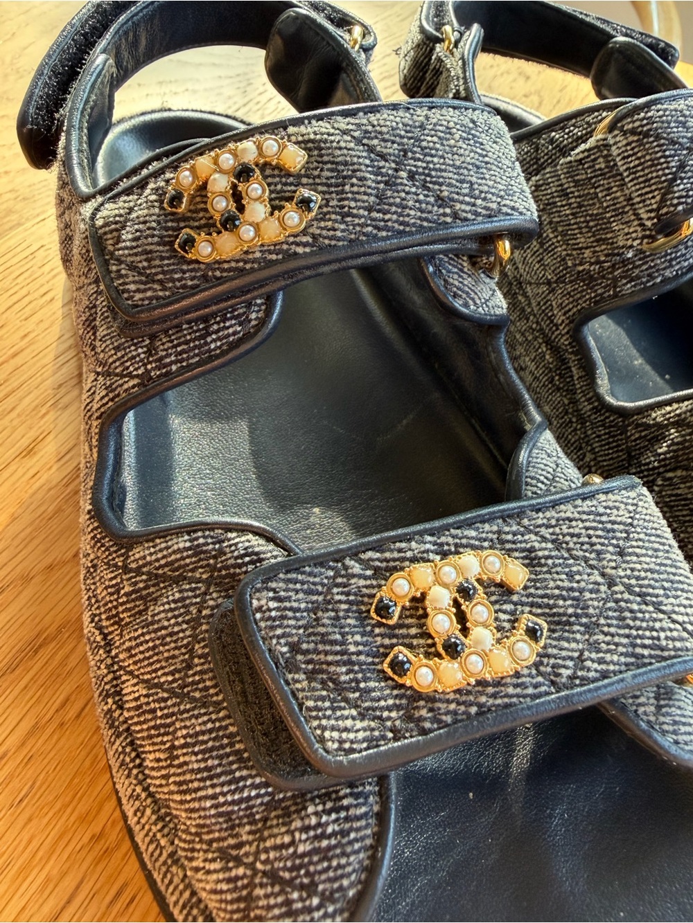 CHANEL G31848 Black Dad Sandals CC Pearl Crystal Embellished Velcro - Picture 3 of 8
